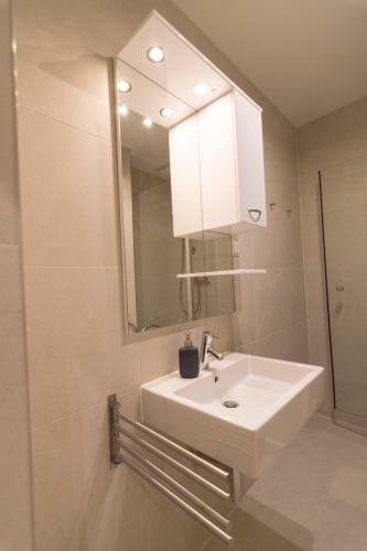 Modern Apartment At Rathaus
