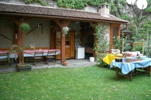 70m� Gro�es Apartment Mit Gartenzugang