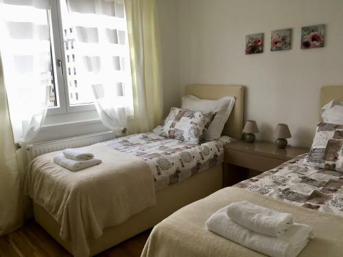 White Vintage Park View Apartment