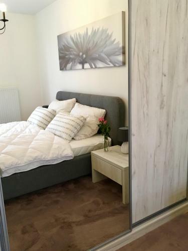 White Vintage Park View Apartment