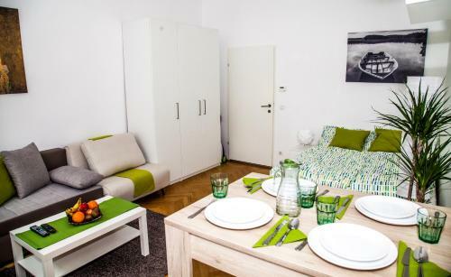 Apartment - Karmarschgasse