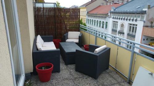 Apartment Visit Vienna Roof Terrace Morning Sun