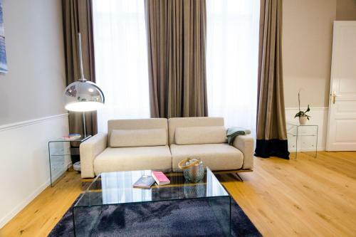 The Flats Apartments - Urania | Contactless Check-in