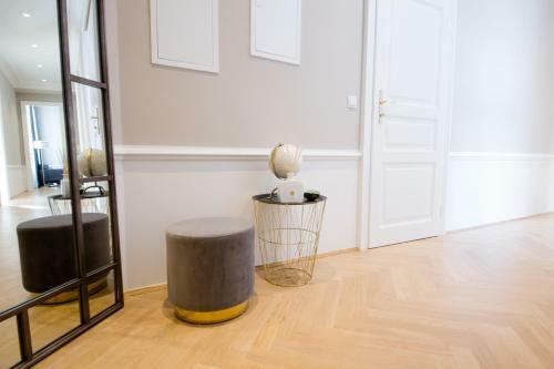 The Flats Apartments - Urania | Contactless Check-in