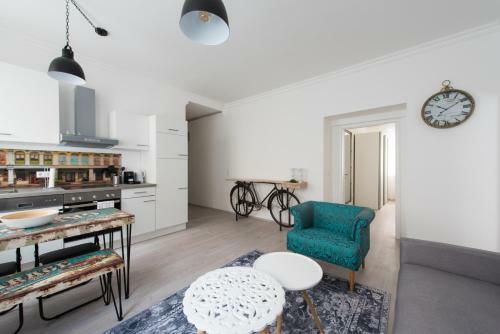 Apartamento Let It Be Vienna U1, U2, U4 Karlsplatz Oper