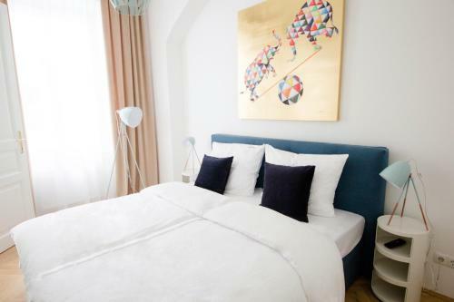 The Flats Apartments - Opera | Contactless Check-in