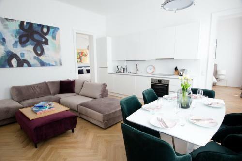 The Flats Apartments - Opera | Contactless Check-in