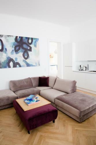 The Flats Apartments - Opera | Contactless Check-in