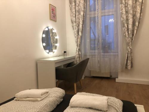 Central Apartment Near Subway Station 2