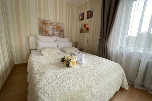 Un Apartamento �nico Con Un Largo Balc�n