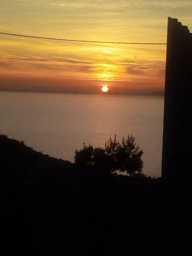 Apartamento Charouda Stone Tower