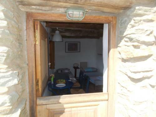 Hostal Cyclades Olive Museum's Guest House