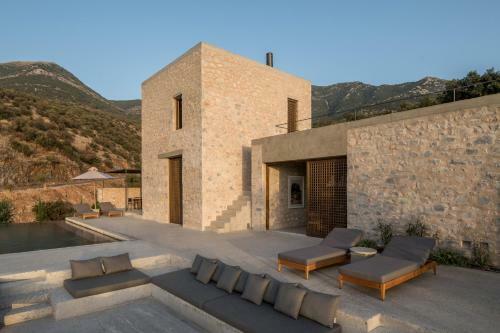 Monolithoi Villas