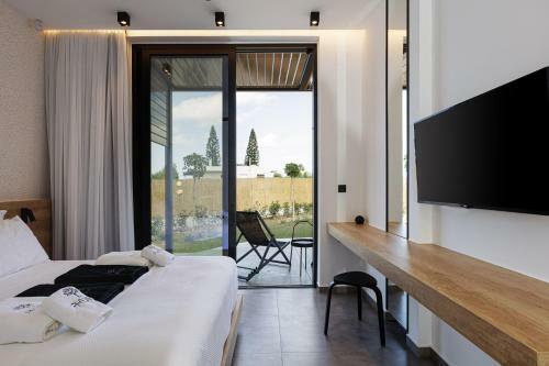 Physis & Wood Villa