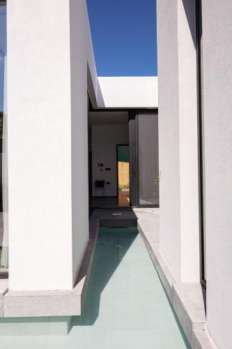Physis & Wood Villa