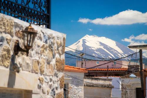 Marilena Natural Stone House