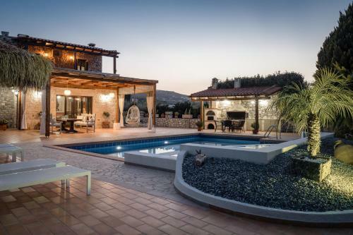Agnes Villa, Unrivalled Living!
