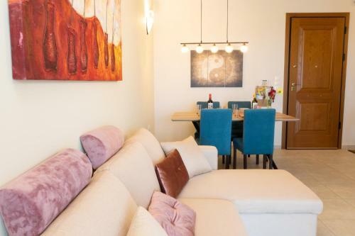 P&s Luxury Home In Cretan Nature With Sea View