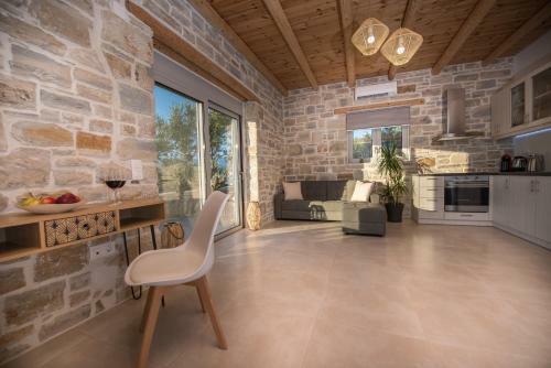 Villa Irene Komos Independent House