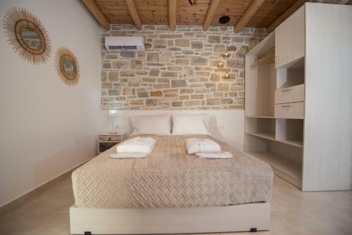 Villa Irene Komos Independent House