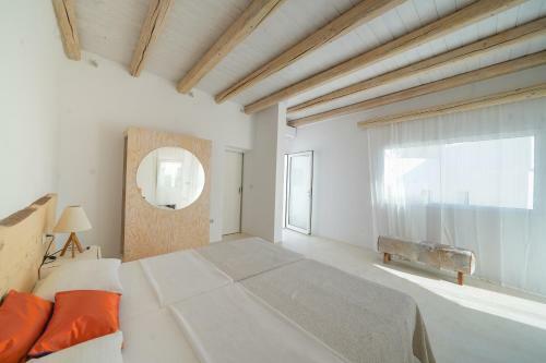 Villa With Swimming Pool Komos