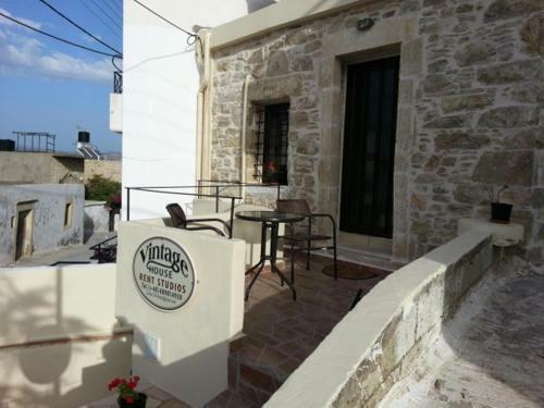 Apartamento Vintage House Studios' Pitsidia