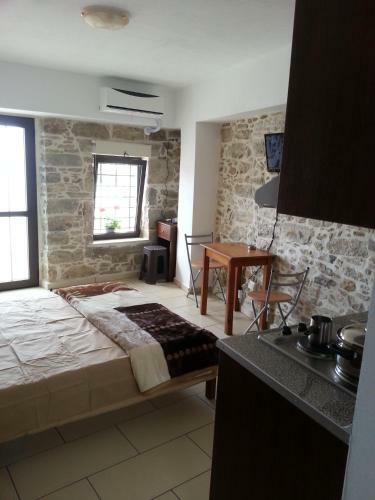 Apartamento Vintage House Studios' Pitsidia