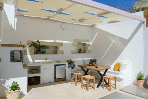 Villa Chrisanthi Elegant Home