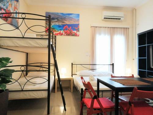Modern Apartment In Piraeus