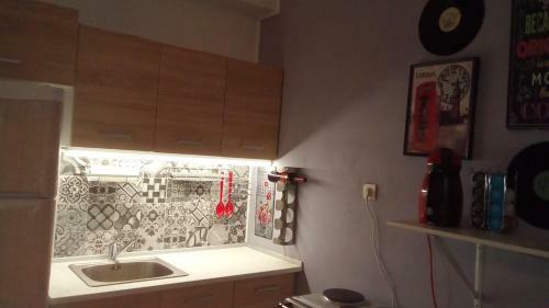 Small Apartment 10 Min (walk) From Piraeus Port