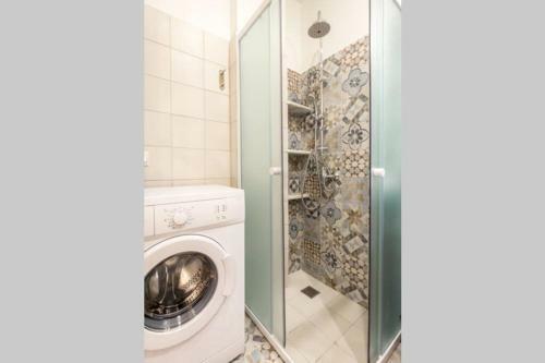 Apartamento Neoclassical Flat With 2 Bedrooms In Piraeus