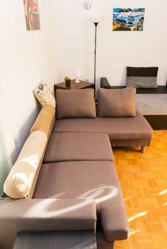 Lianos Apartments Business Class A
