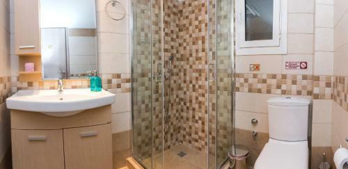 Lianos Apartments Business Class A
