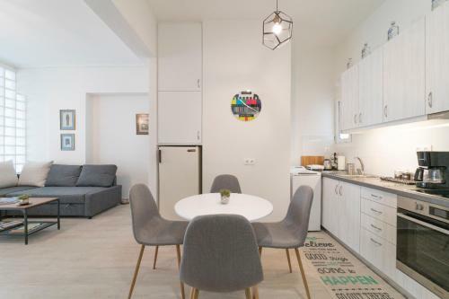 Piraeus_faliro_cosy Apartment