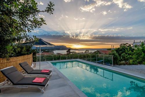 Villa Myrina With Sea View