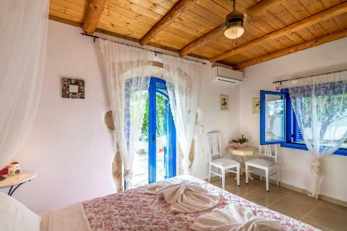 Villa Myrina With Sea View