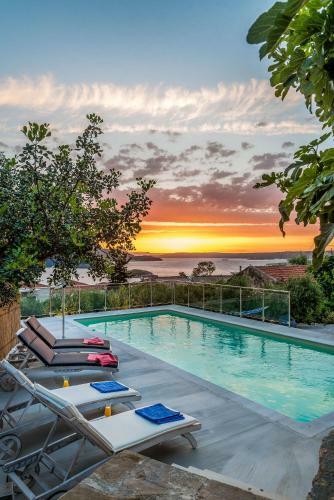 Villa Myrina With Sea View