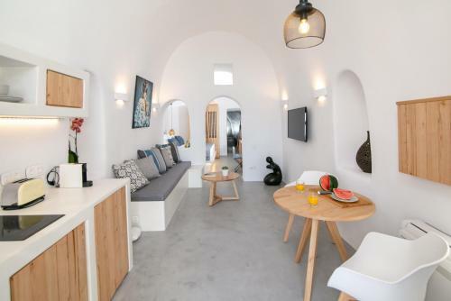 Villa Demeter Cave House - Luxury Adults Only Cave House