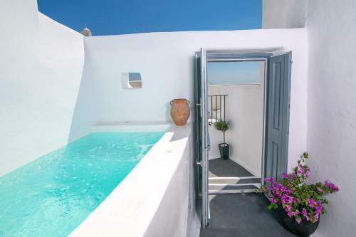 Villa Demeter Cave House - Luxury Adults Only Cave House