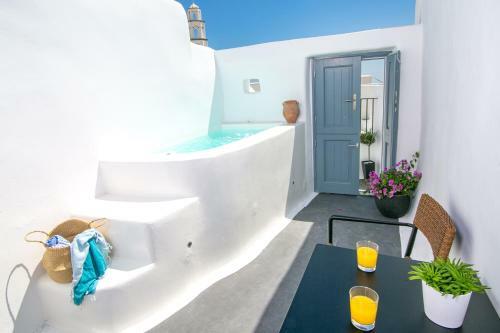 Villa Demeter Cave House - Luxury Adults Only Cave House