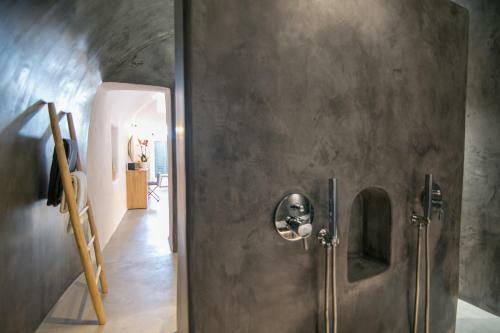 Villa Demeter Cave House - Luxury Adults Only Cave House