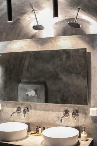 Villa Demeter Cave House - Luxury Adults Only Cave House