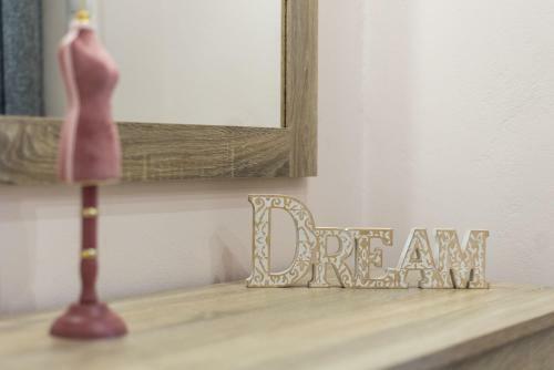Nikos Dimitra Luxury Home