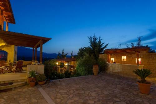 Villa Petramithia