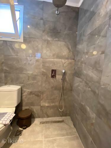 Hostal Theros Lux Apts.