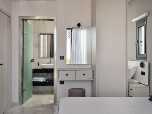 Kapodistria Luxury Villa