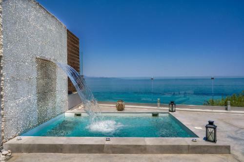 Luxury Villa Cavo Mare Meltemi With Private Pool & Jacuzzi