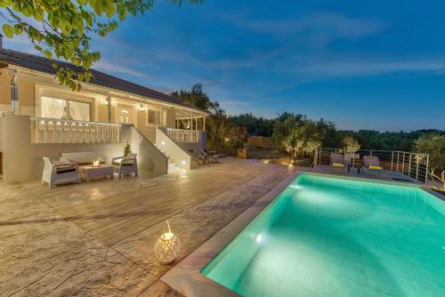 Oliveto Villa