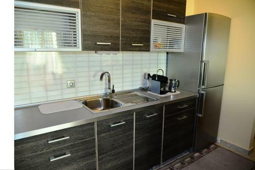 Sea View Luxury Apartment Plataria