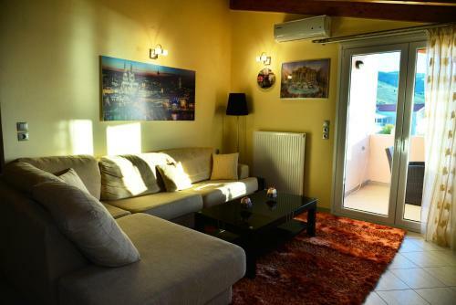 Sea View Luxury Apartment Plataria
